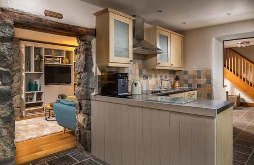 Llanfor House | Ysgoldy