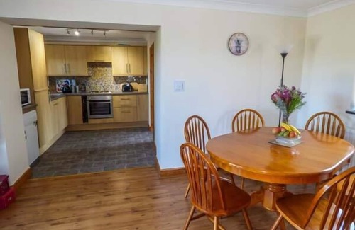 Rhyd-y-foel Cottage | YSGUBOR - BARN, family friendly, with hot tub in Betws Yn Rhos