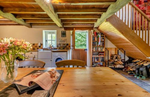 Bethania House | Ysgubor Tanybryn