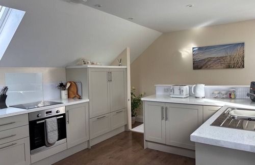 Boncath Cottage | YSGUBOR - THE BARN, pet friendly, country holiday cottage in Crymych