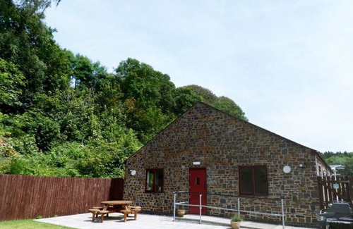 Nantgarw House | Ysgubor y Coed - Four Bedroom House, Sleeps 8
