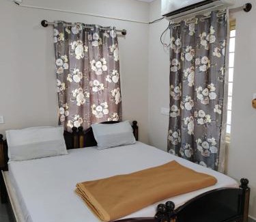 Kanipakam Hotel | YU Stay - Kanipakam