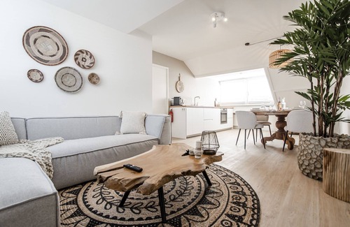 Zandvoort Apartment | Yucca Beachhouse - Luxury Loft Apartment