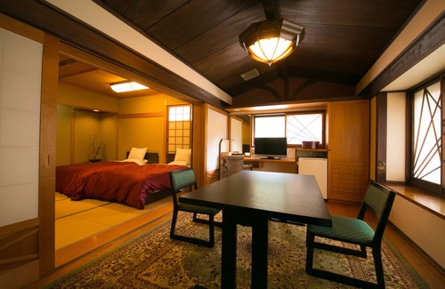 Yufuin Onsen House | Yufuin Onsen Ryotei Tanokura