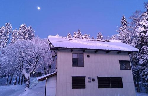 Myoko Ski Chalet | Yuki Lodge Myoko