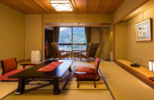 Konpira Onsen Hotel | Yumoto Konpira Onsen Hananoyu Koubaitei