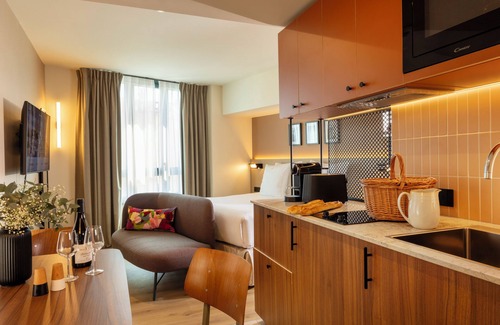 Clignancourt Hotel | Yuna Montmartre - ApartHotel