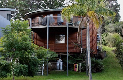 Moruya Heads House | Yurt by Sea, Moruya Heads