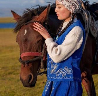 Naryn Region Hotel | Yurt Camp "Sary-Bulun" at Song-Kul Lake, Naryn Сон-Куль
