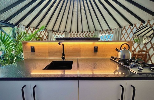 Port Moody Cabin | Yurt |Hot tub & Sauna |Cape Carraholly Retreat