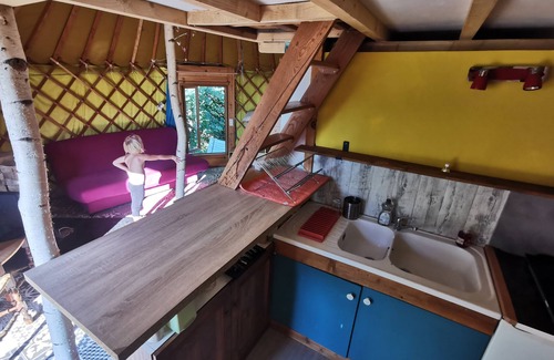 Crots Cabin | Yurt in the heart of the mountains