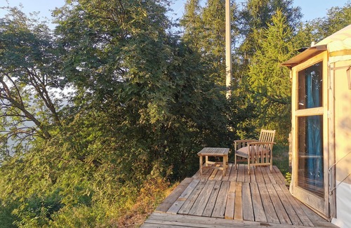 Crots Cabin | Yurt in the heart of the mountains