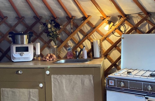 Ramonchamp Cabin | Yurt on the farm