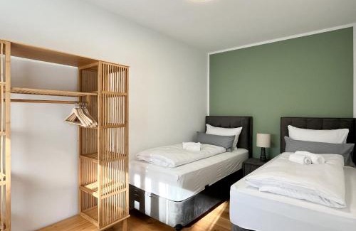 Furstenfeldbruck District Apartment | YUVA HOMES Germering - 100m2 - nahe München - 2 Bäder - Garten&Terrasse - S-Bahn