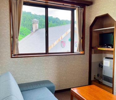 Yuzawa-machi Hotel | Yuzawa Hotel New Fukudaya-ski in ski out