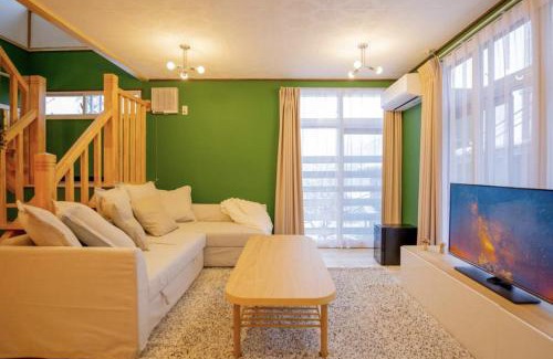 Yuzawa-machi Hotel | Yuzawa Onsen Lodge 1min to LIFT House