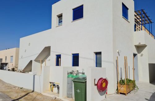 Midreshet Ben-Gurion Bed & Breakfast | Yvonne's Hikers Base Sde Boker
