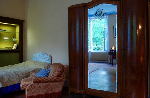 Villeblevin Bed & Breakfast | YXIE - Manoir des Arts - Chambre Yves