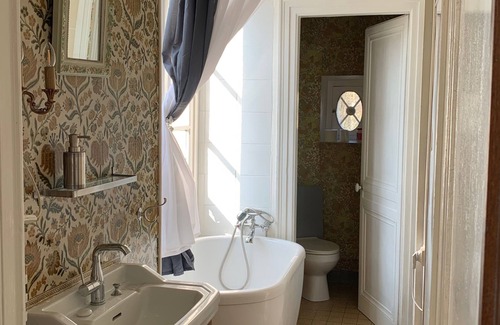 Villeblevin Bed & Breakfast | YXIE - Manoir des Arts