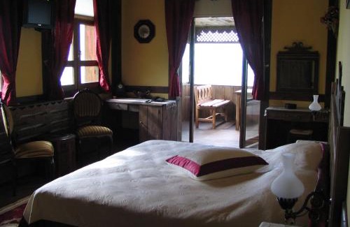 Derepazarı Hotel | Zümrüdüanka Otel