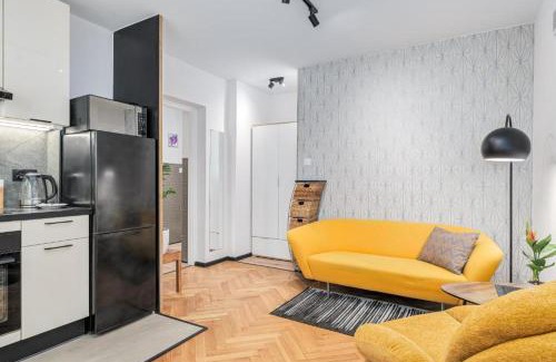 gmina Parzeczew Apartment | Złota 77 by NYX Apart