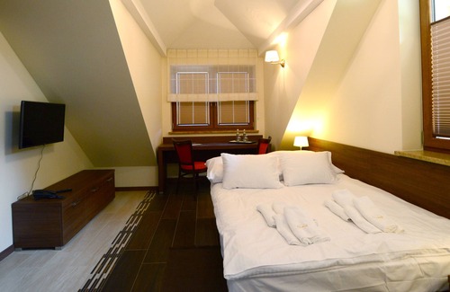 Lapalice Hotel | Złota Jesień