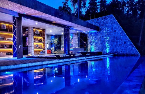 Thong Krut Villa | Z VILLA InstagramDream Luxury 180° Sea & Sunset 2 Bedroom Villa in Tropic Nature