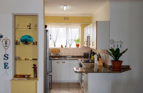 Elgin Apartment | Golfbeach Luxury self catering apartment