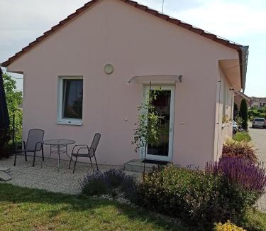 Hlohovec Apartment | Za Humnama