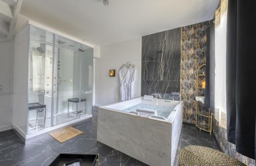 Livry-Gargan Villa | ZACH & SPA - Maison jardin à 20 min de Paris & Aéroport CDG