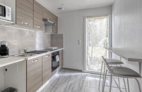 Livry-Gargan Villa | ZACH & SPA - Maison jardin à 20 min de Paris & Aéroport CDG