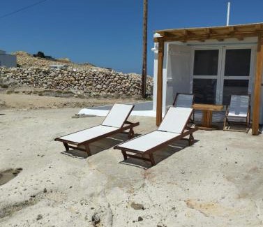 Kimolos House | Zacharias Seaside Studio Kimolos