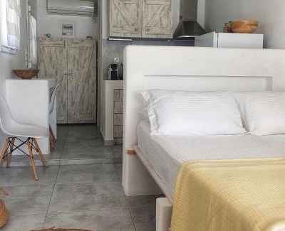 Kimolos House | Zacharias Seaside Studio Kimolos
