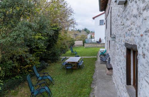 Agurain House | Zadorra Etxea Casa