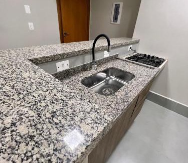 Dom Aquino Apartment | Zaffir Apartamento