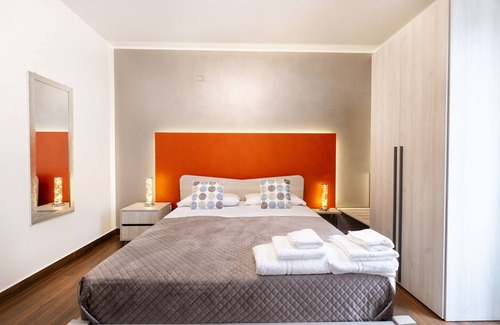 Lavinaio-Monterosso House | Zaffiro Lavico rooms Etna nature sea