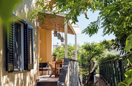 Ischia Porto Apartment | Zagara 139 few steps away from the sea