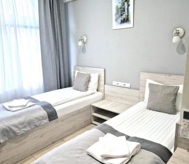 Ozarowice Hotel | Zajazd Fakir