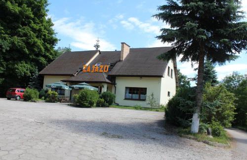 Chociwel Hotel | Zajazd Podlesie