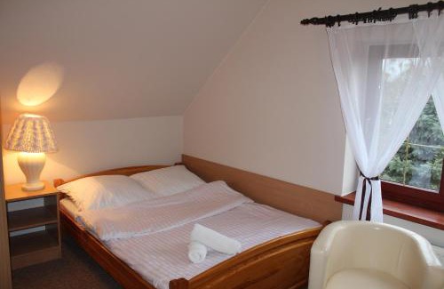 Chociwel Hotel | Zajazd Podlesie