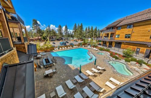 Lakeside Park Apartment | Zalanta 220 - Heavenly Wow-Pool View