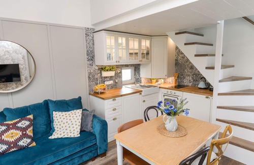 Palanga Cottage | Žalia kopa House near the beach, the terrace the forest view.