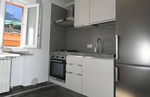 Malcesine Apartment | Zamarì Apartments directly by the lake