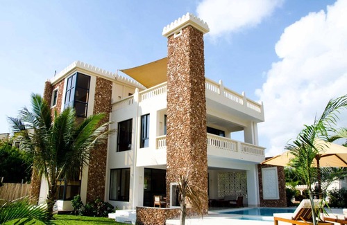 Galu Villa | ZANA DIANI VILLAS