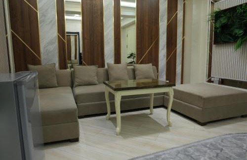Navoiy Hotel | Zarafshan Grand Hotel city
