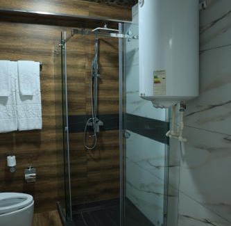 Navoiy Hotel | Zarafshan Grand Hotel city