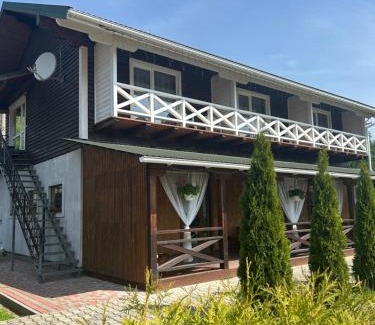 Slavske House | Zarichna Lyks