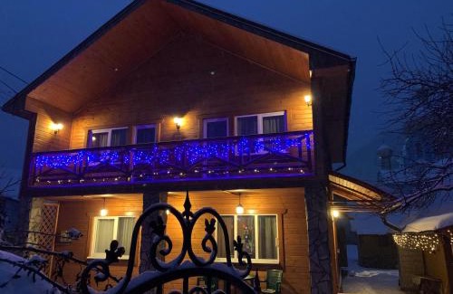 Yasinya House | ZarinSki