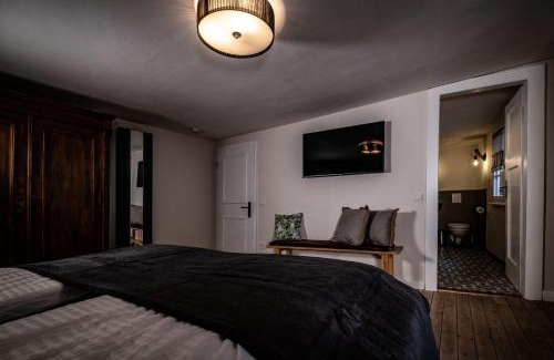 Bernkastel Apartment | ZaVélo Suite 44