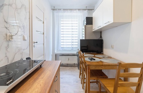 Katowice Apartment | Zawodzie 3-Bedroom Apartment
